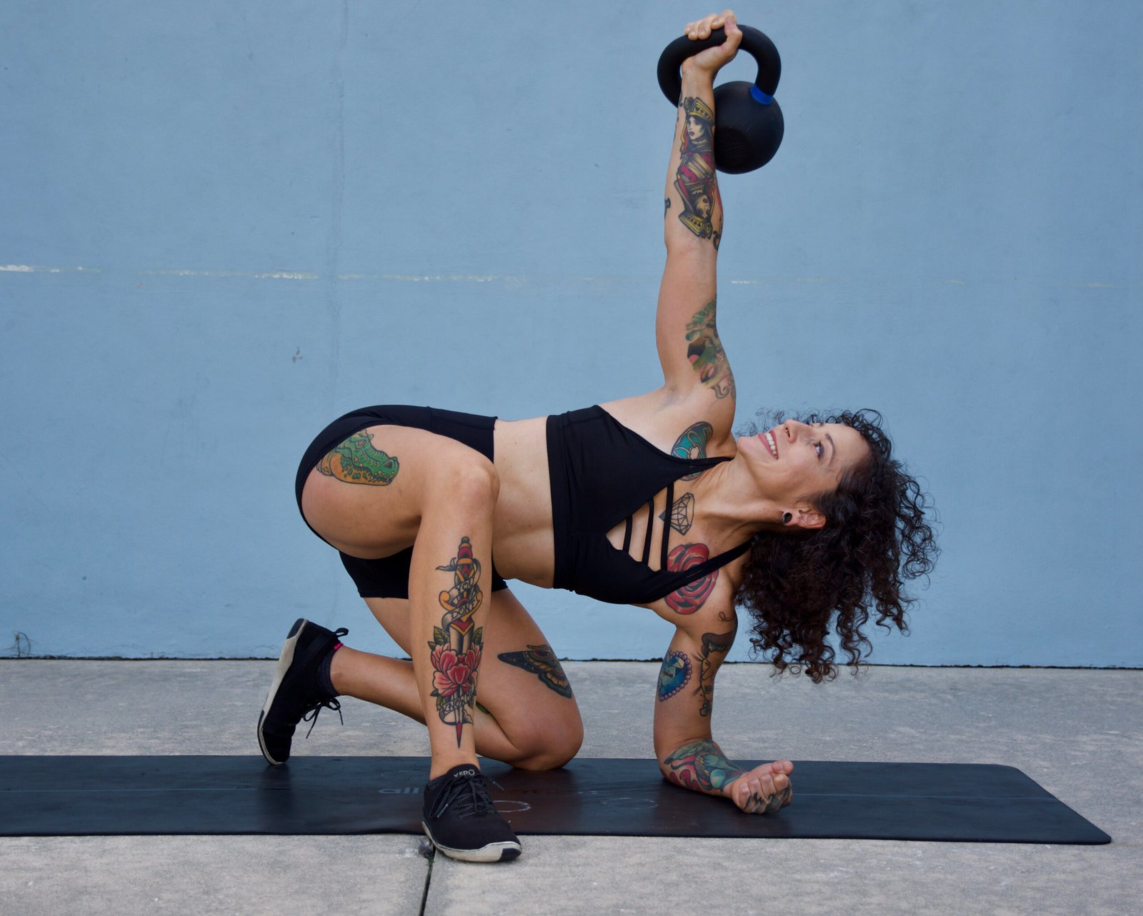 DSC_7494 2 Diesel Grace doing a Kettlebell hold.